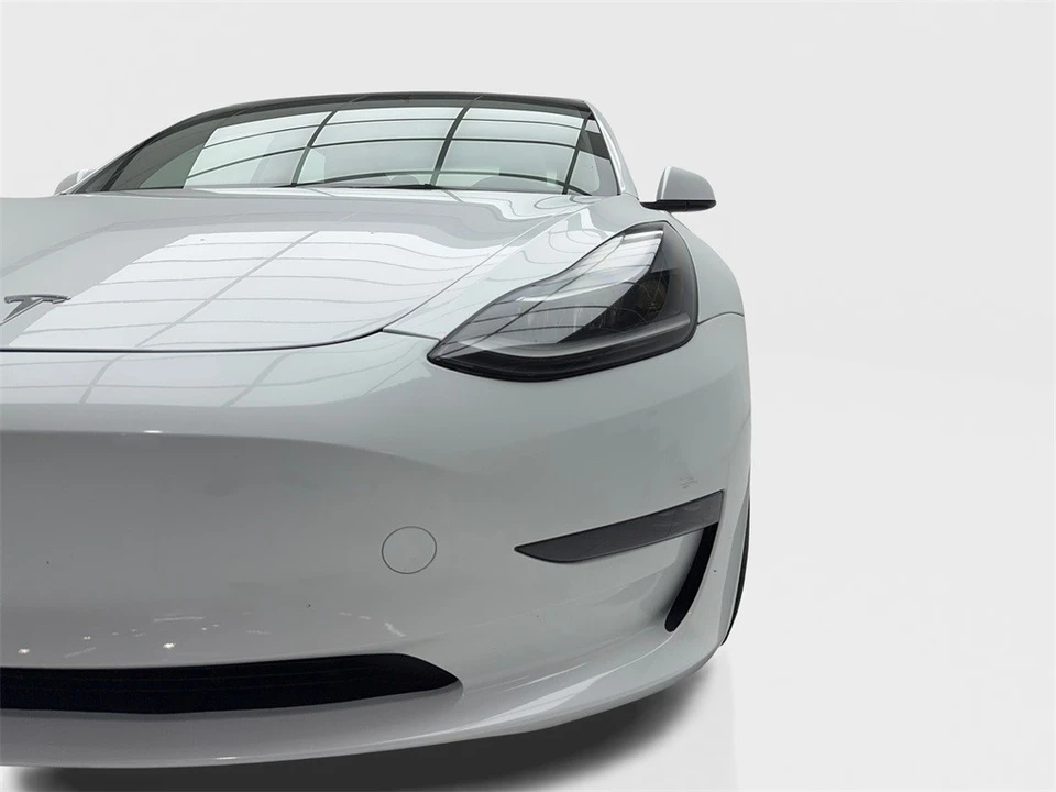 2023 Tesla Model 3 - Image 5 of 21