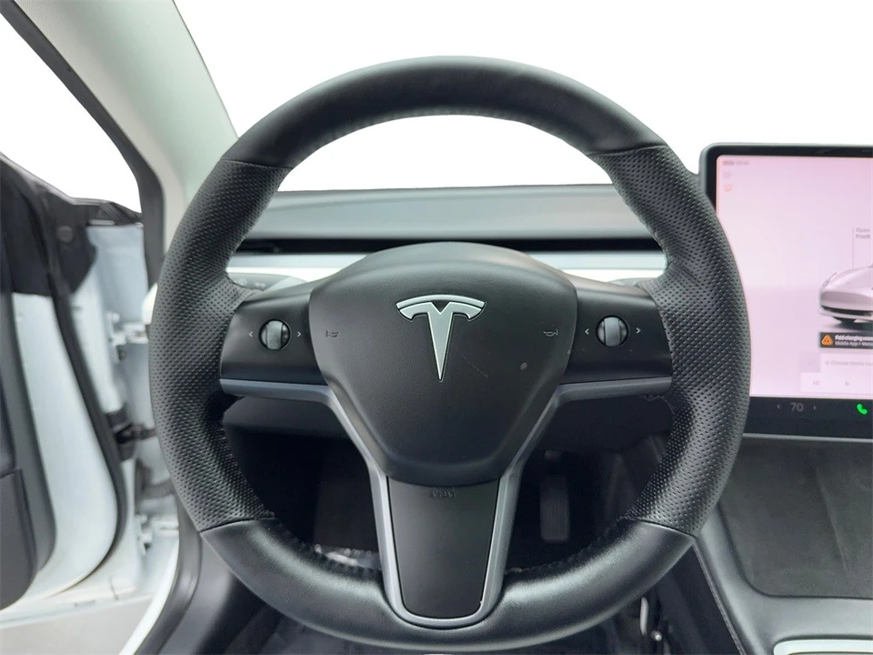 2023 Tesla Model 3 - Image 17 of 21