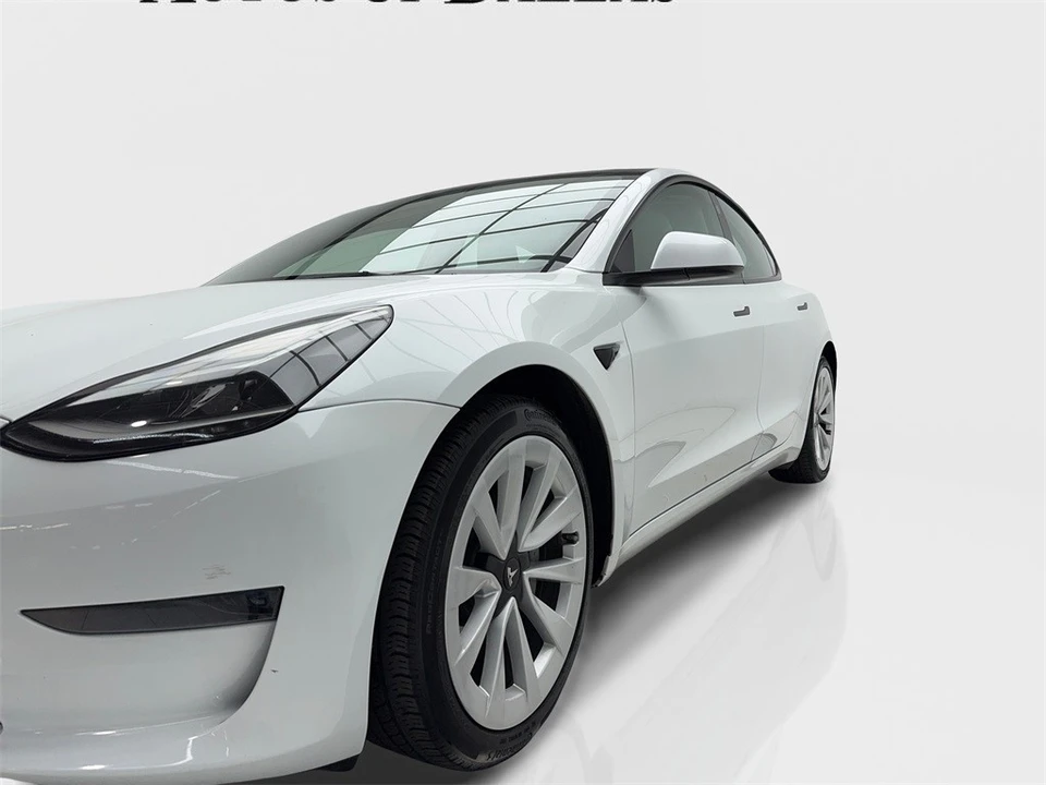 2023 Tesla Model 3 - Image 3 of 21