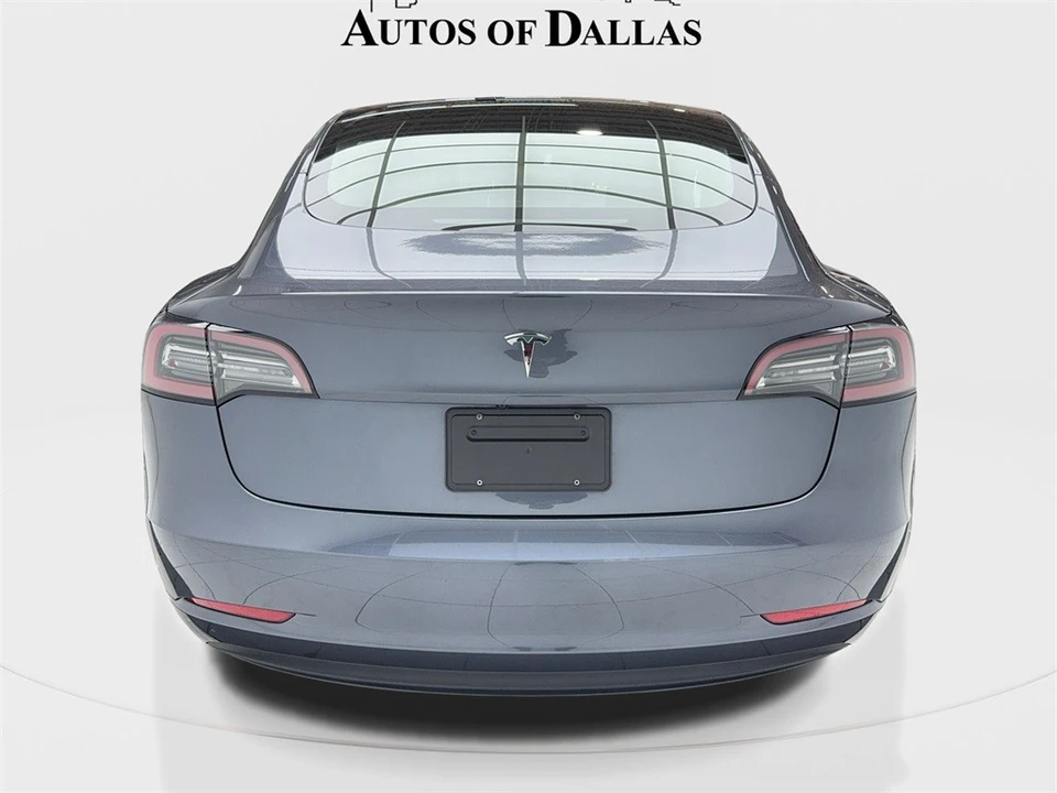 2023 Tesla Model 3 - Image 11 of 12