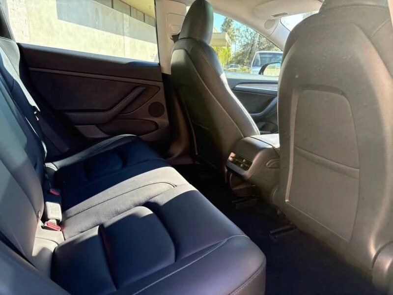 2023 Tesla Model 3 - Image 14 of 17