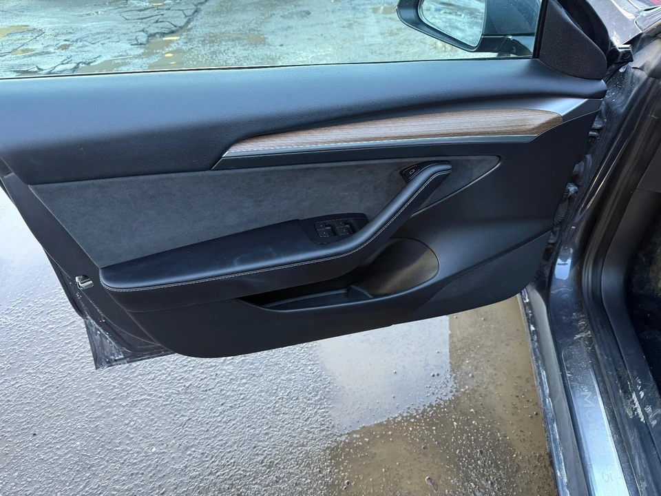 2023 Tesla Model 3 - Image 11 of 21