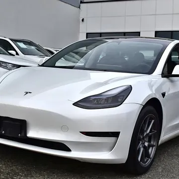 2023 Tesla Model 3 RWD