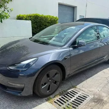 2023 Tesla Model 3 Standard