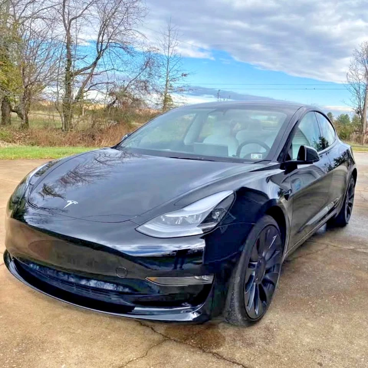 2023 Tesla Model 3 Performance - Image 2 of 11
