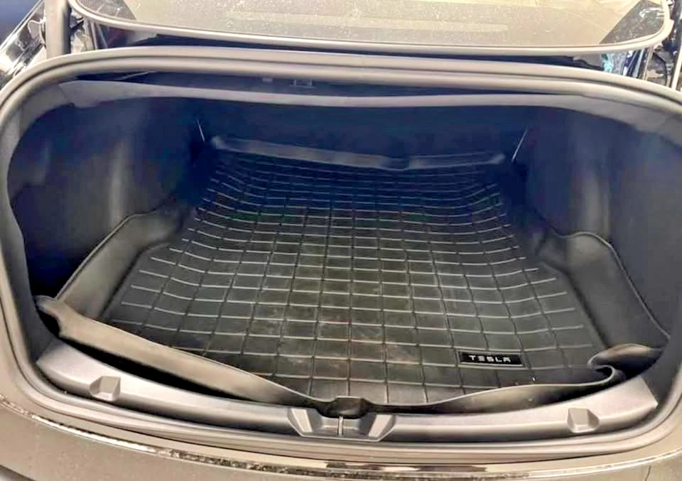 2023 Tesla Model 3 Performance - Image 11 of 11