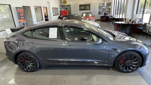 2023 Tesla Model 3 Performance - Image 6 of 21