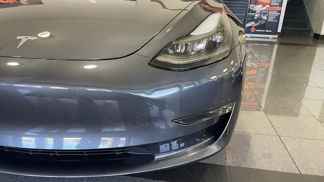2023 Tesla Model 3 Performance - Image 10 of 21