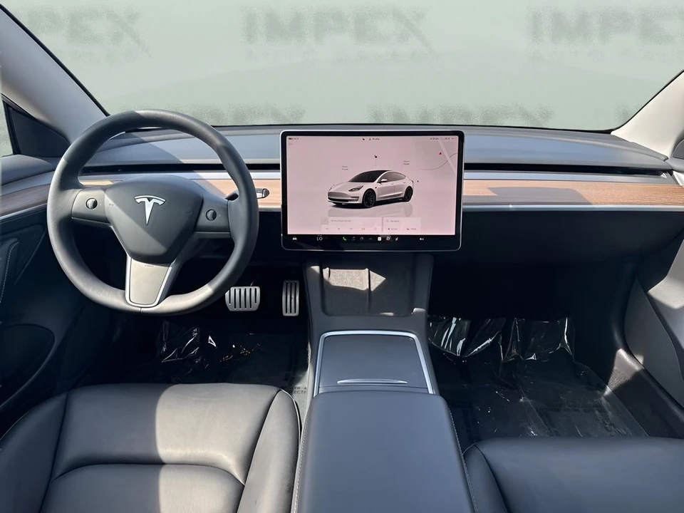 2023 Tesla Model 3 Performance - Image 13 of 21