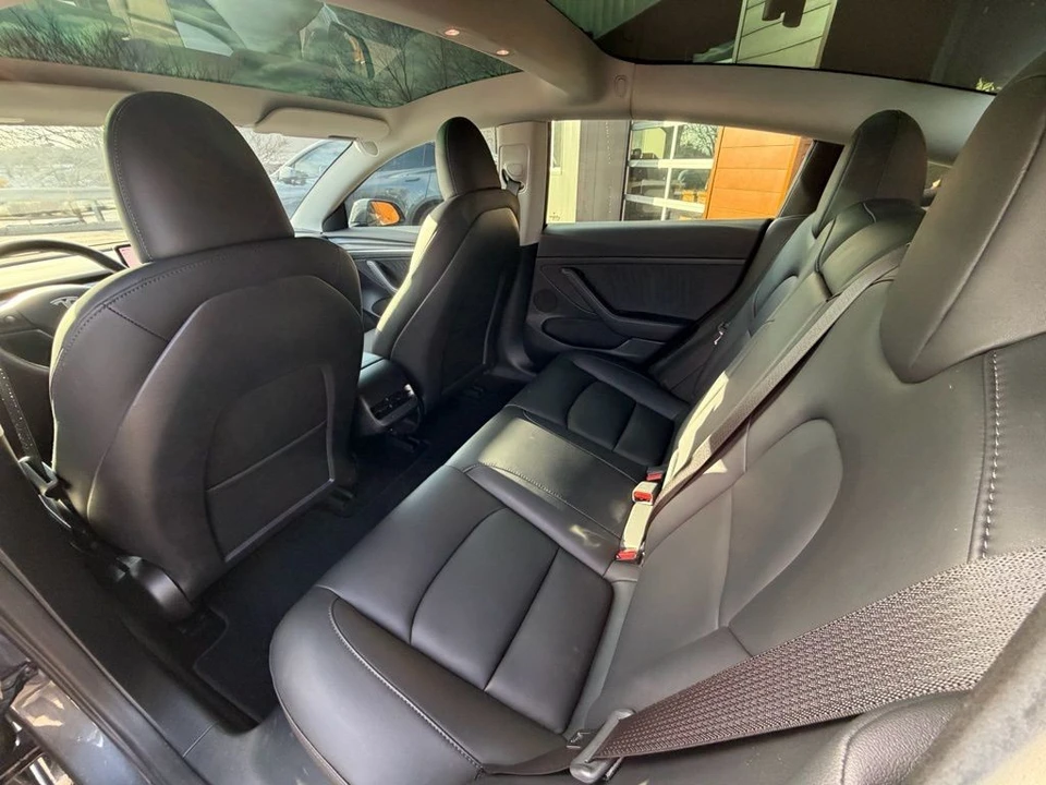 2023 Tesla Model 3 Performance - Image 12 of 16