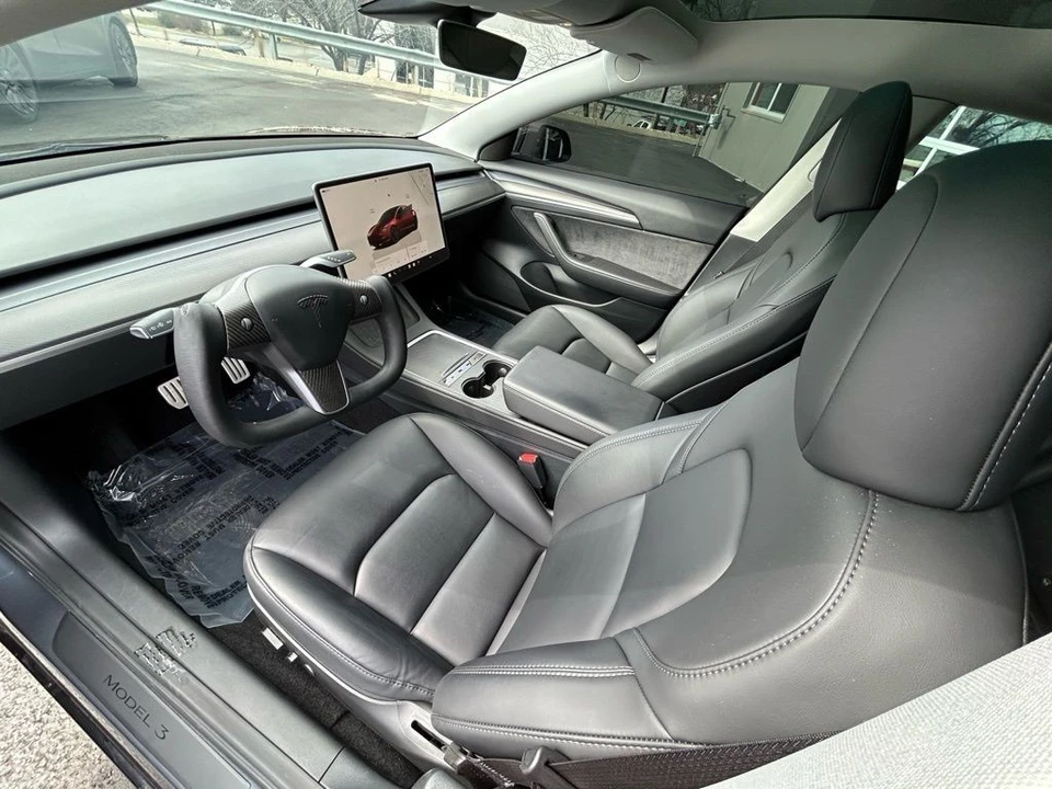 2023 Tesla Model 3 Performance - Image 15 of 17