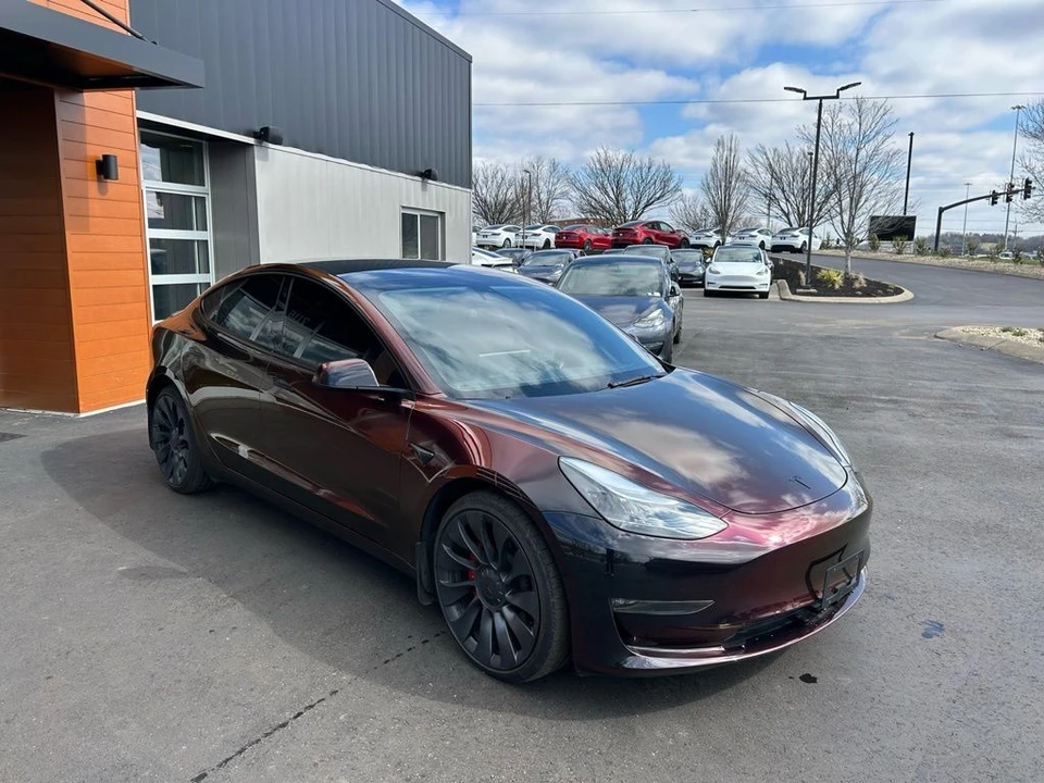 2023 Tesla Model 3 Performance - Image 3 of 17