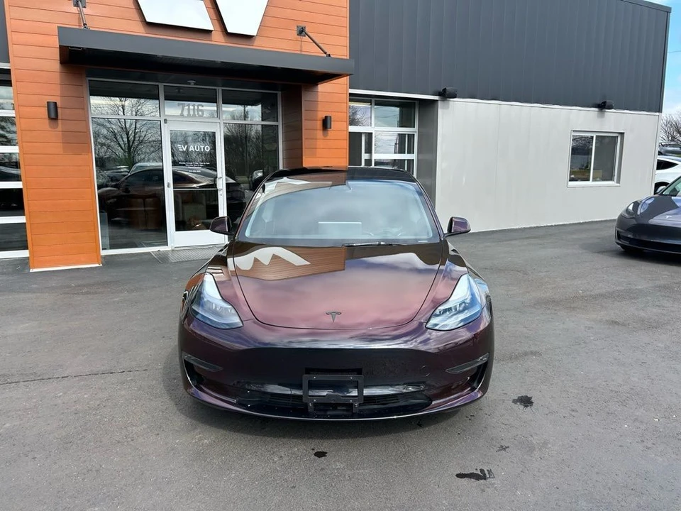 2023 Tesla Model 3 Performance - Image 2 of 17