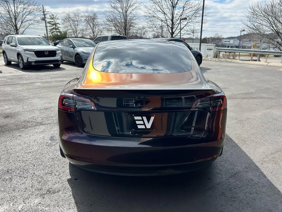 2023 Tesla Model 3 Performance - Image 6 of 17