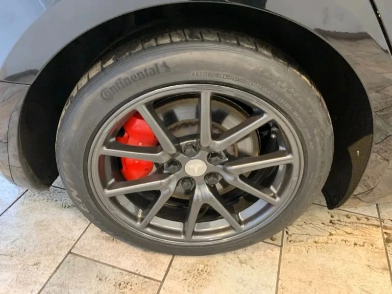 2023 Tesla Model 3 Performance - Image 10 of 12