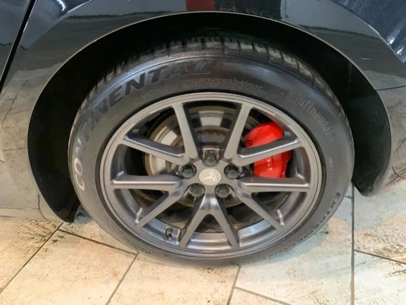 2023 Tesla Model 3 Performance - Image 11 of 12