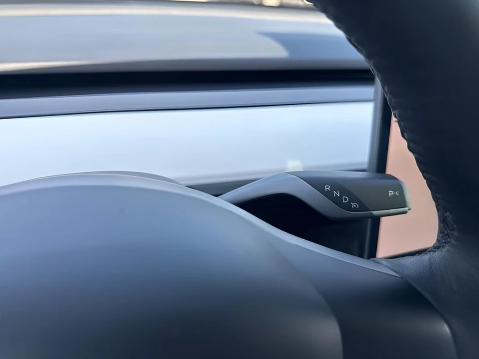 2023 Tesla Model 3 Performance - Image 19 of 21