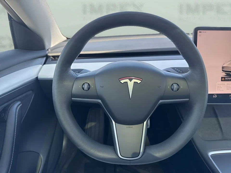 2023 Tesla Model 3 Performance - Image 16 of 21