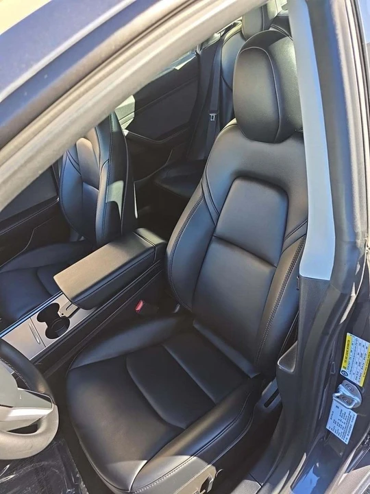 2023 Tesla Model 3 Performance - Image 5 of 6