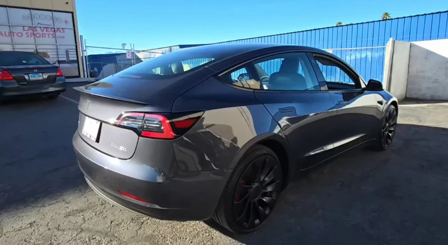 2023 Tesla Model 3 Performance - Image 4 of 6