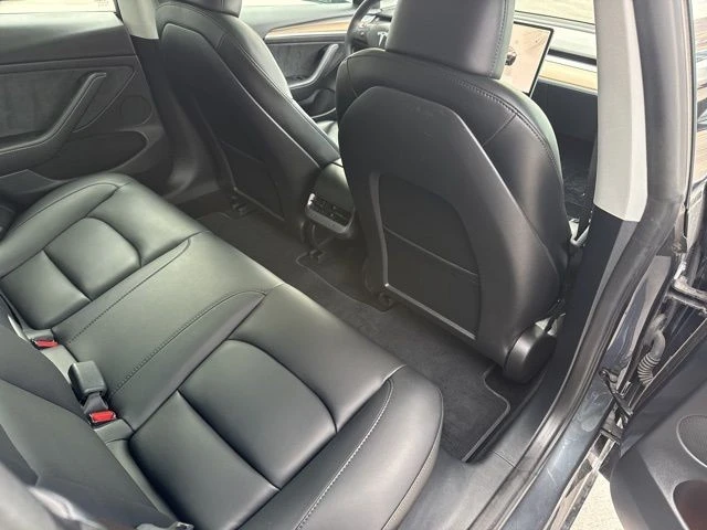 2023 Tesla Model 3 Performance - Image 19 of 21