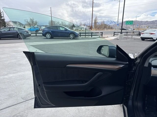2023 Tesla Model 3 Performance - Image 11 of 21