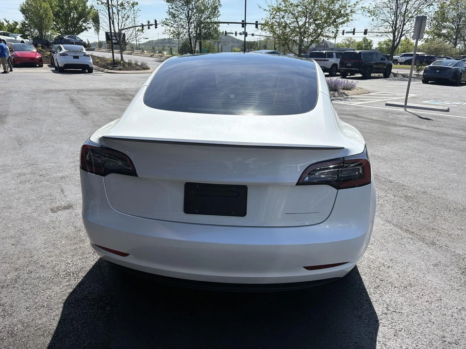 2023 Tesla Model 3 Performance - Image 7 of 17