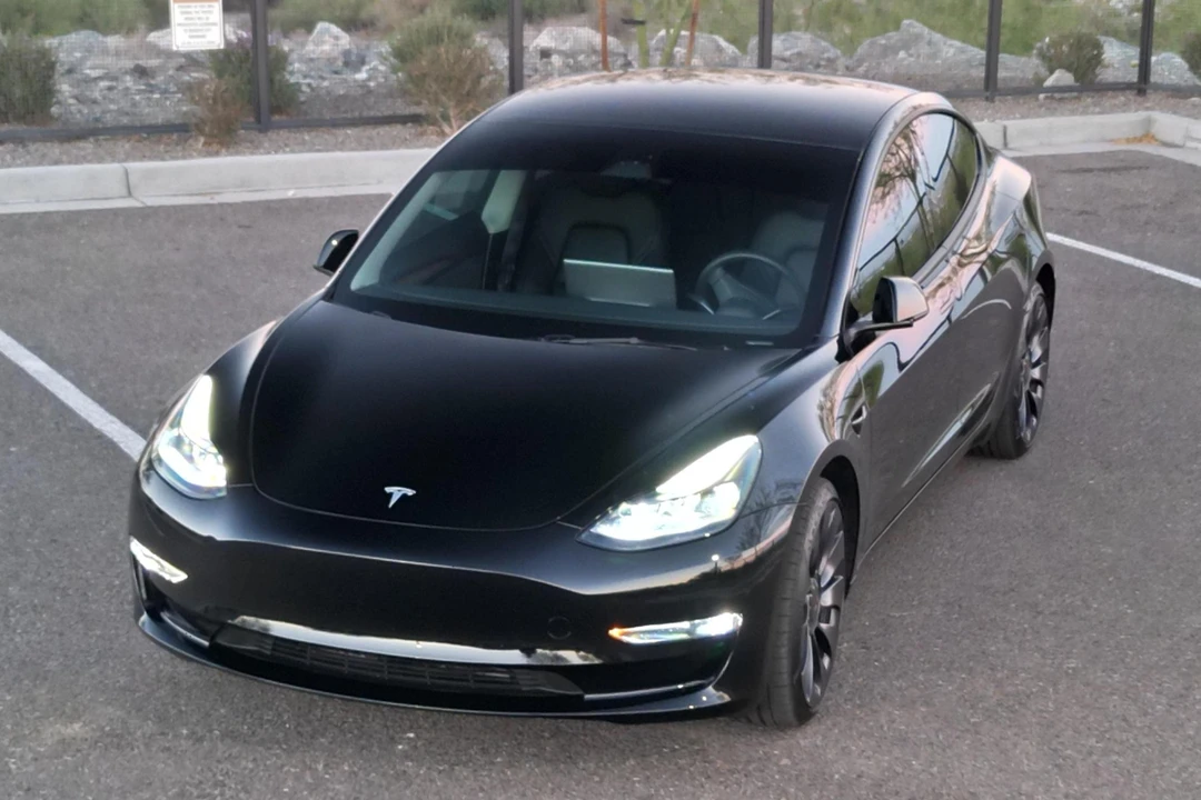 2023 Tesla Model 3 Performance - Image 2 of 31