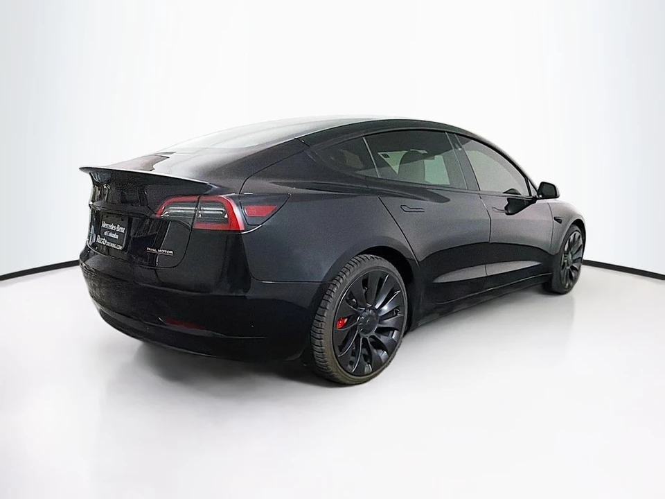 2023 Tesla Model 3 Performance - Image 7 of 21