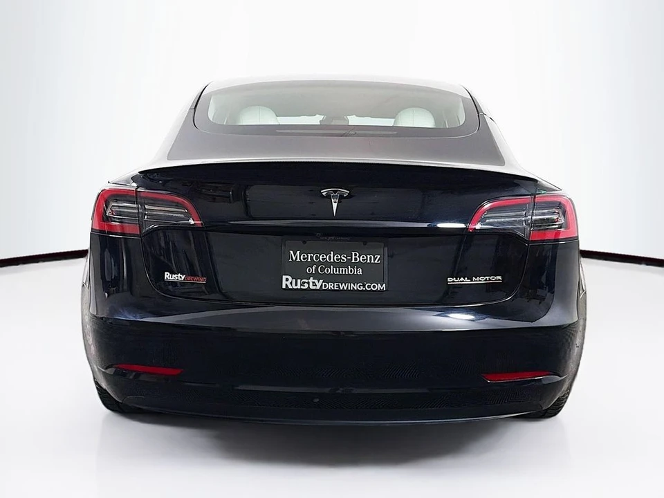 2023 Tesla Model 3 Performance - Image 6 of 21