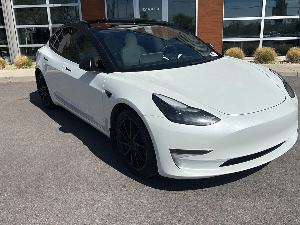 2023 Tesla Model 3 Performance - Image 2 of 21