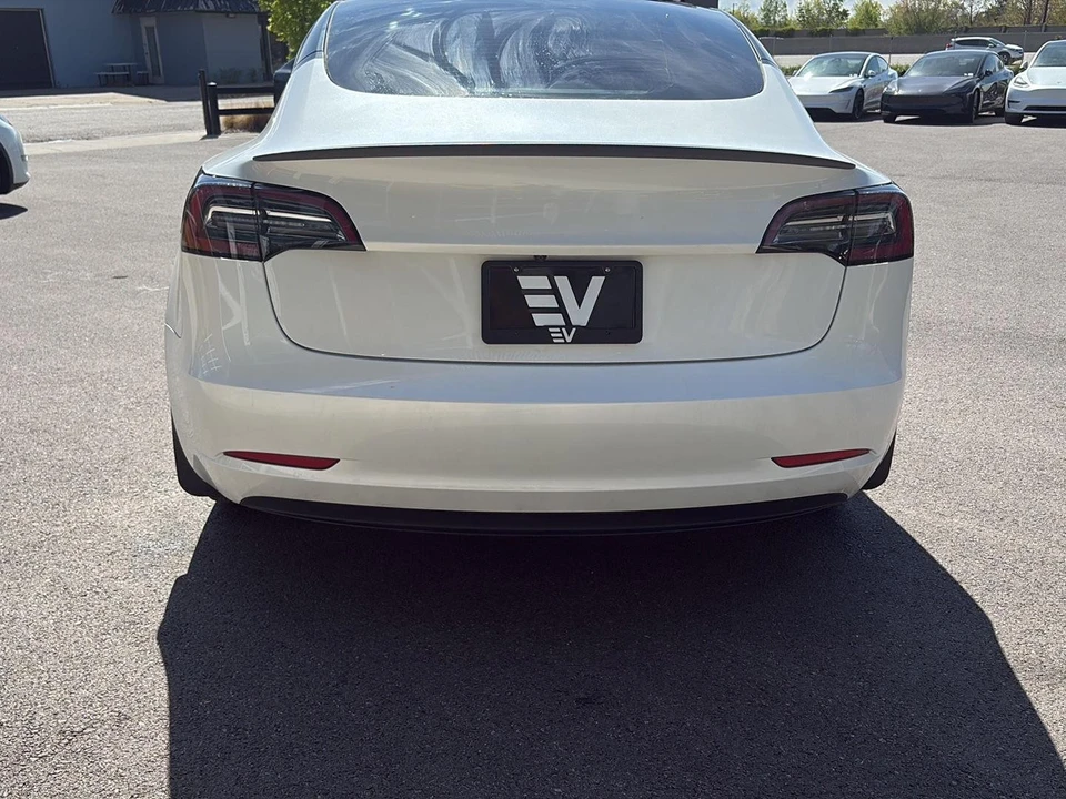 2023 Tesla Model 3 Performance - Image 7 of 21