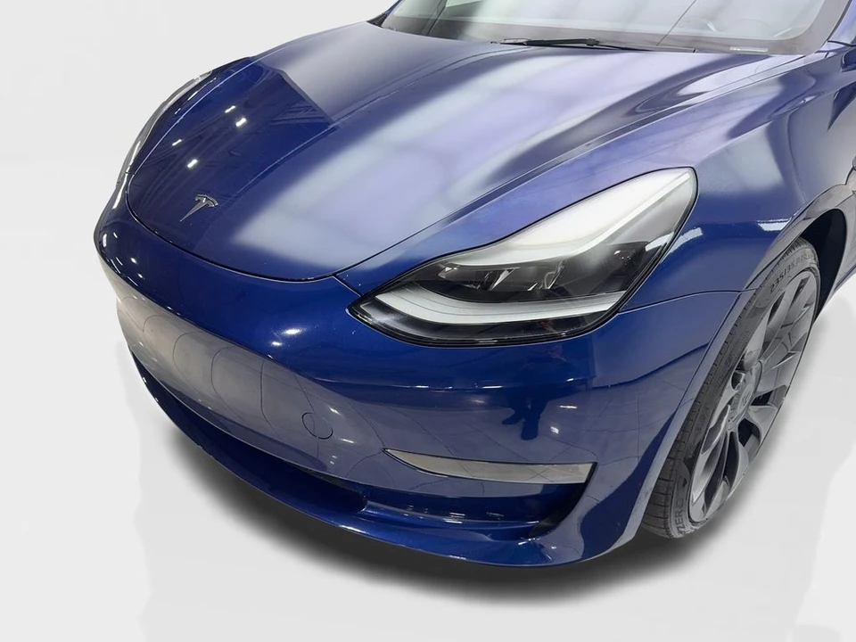 2023 Tesla Model 3 Performance - Image 16 of 21