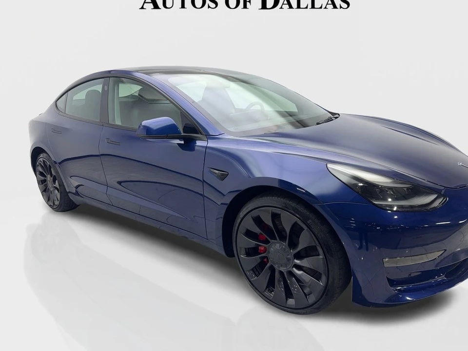 2023 Tesla Model 3 Performance - Image 12 of 21