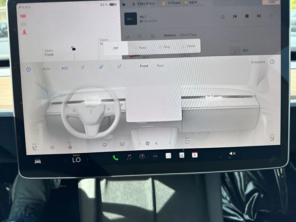 2023 Tesla Model 3 Performance - Image 20 of 31