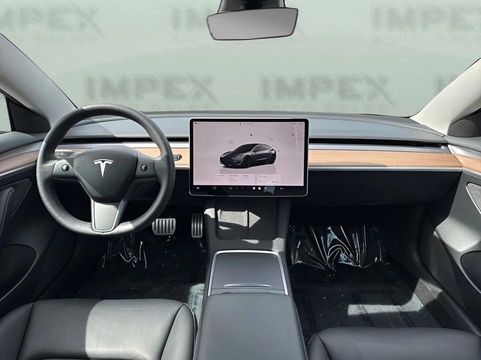 2023 Tesla Model 3 Performance - Image 14 of 31