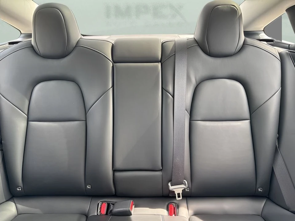 2023 Tesla Model 3 Performance - Image 12 of 31