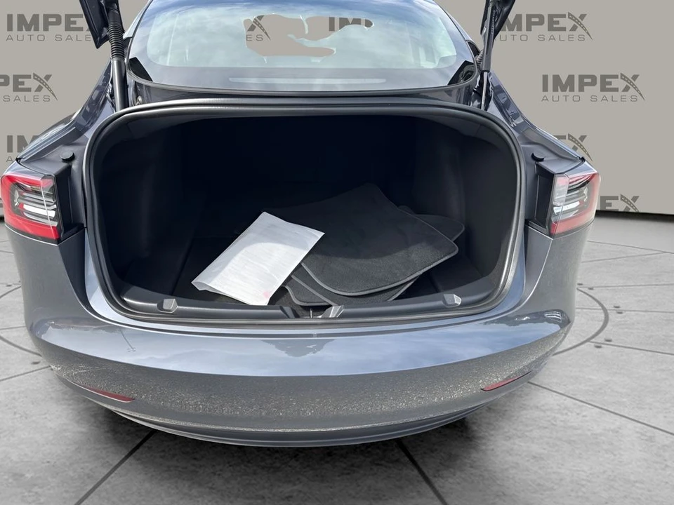 2023 Tesla Model 3 Performance - Image 31 of 31