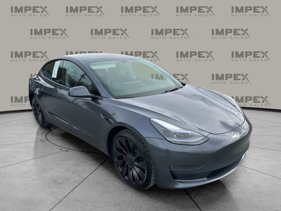 2023 Tesla Model 3 Performance - Image 7 of 12