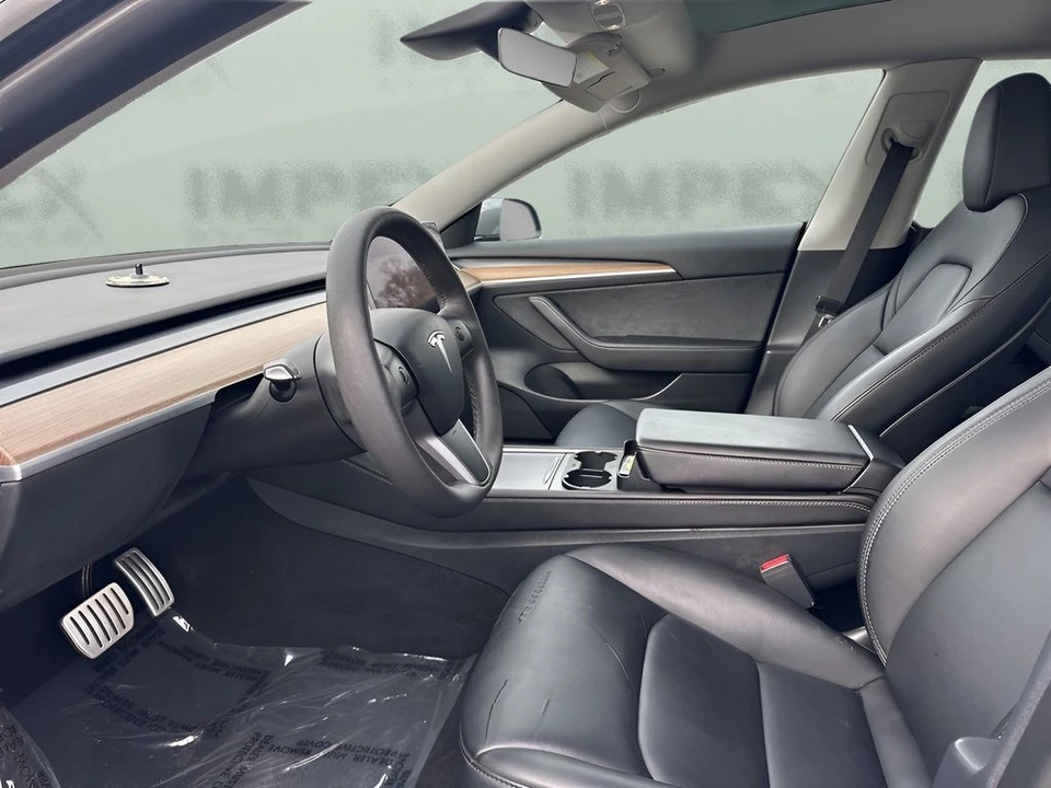 2023 Tesla Model 3 Performance - Image 9 of 12