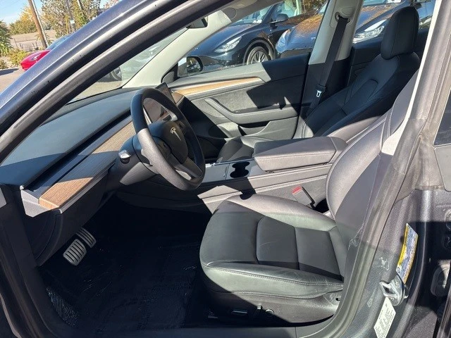 2023 Tesla Model 3 Performance - Image 12 of 21