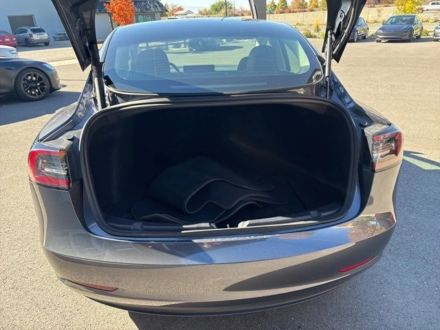 2023 Tesla Model 3 Performance - Image 18 of 21