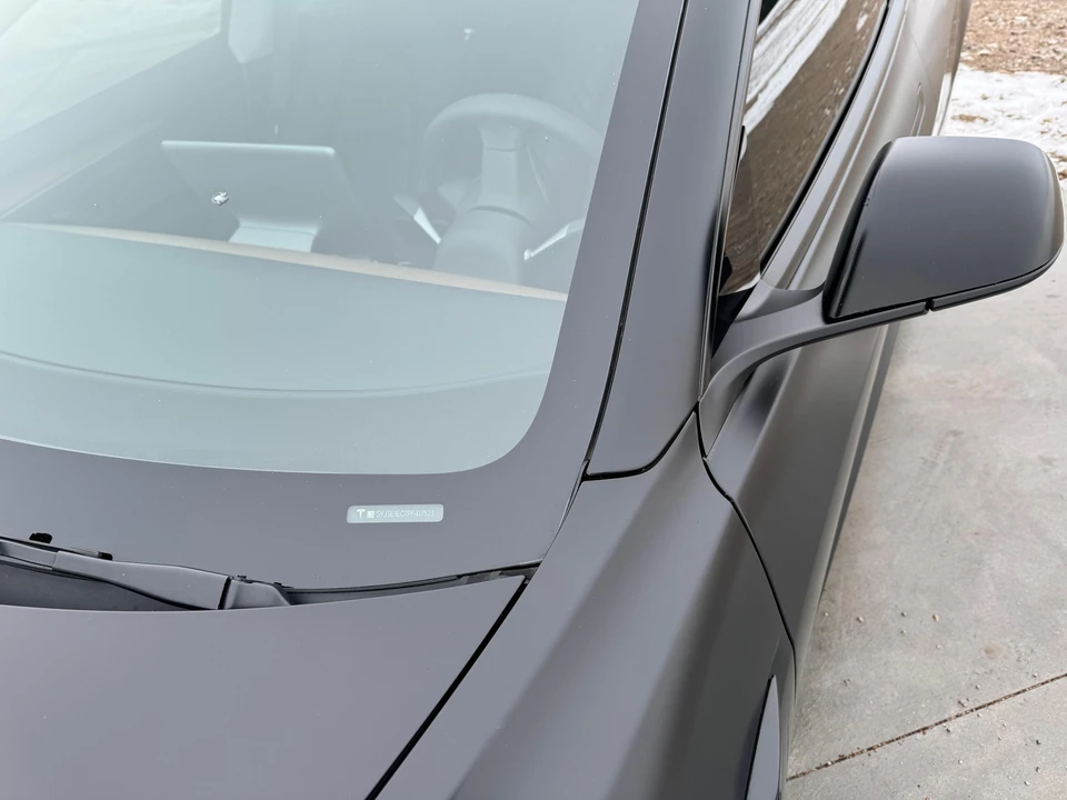 2023 Tesla Model 3 Performance - Image 19 of 31