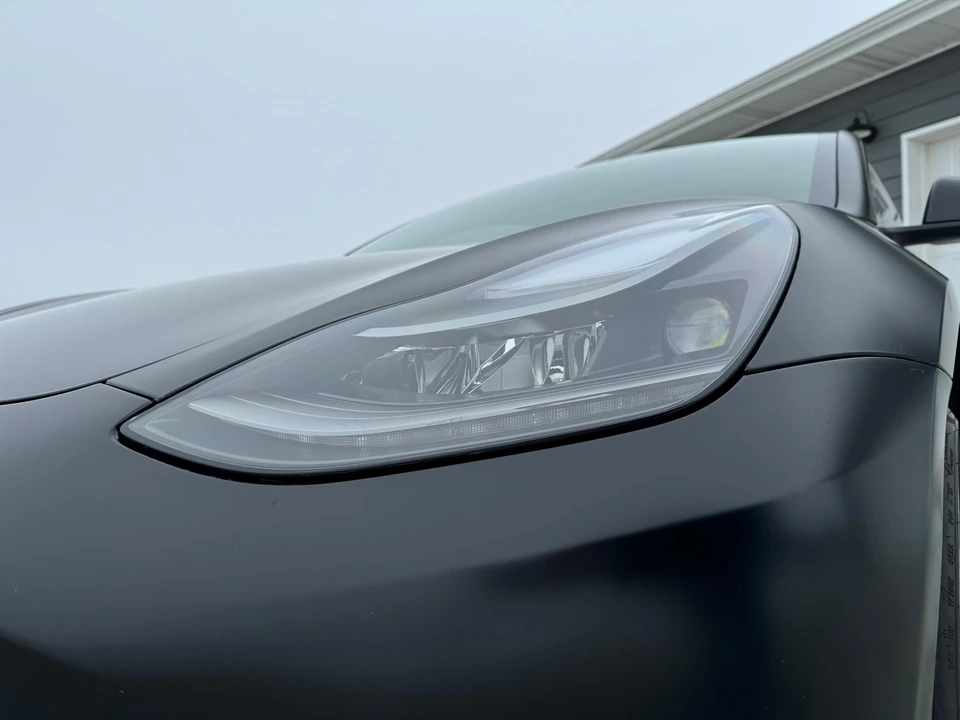 2023 Tesla Model 3 Performance - Image 15 of 31