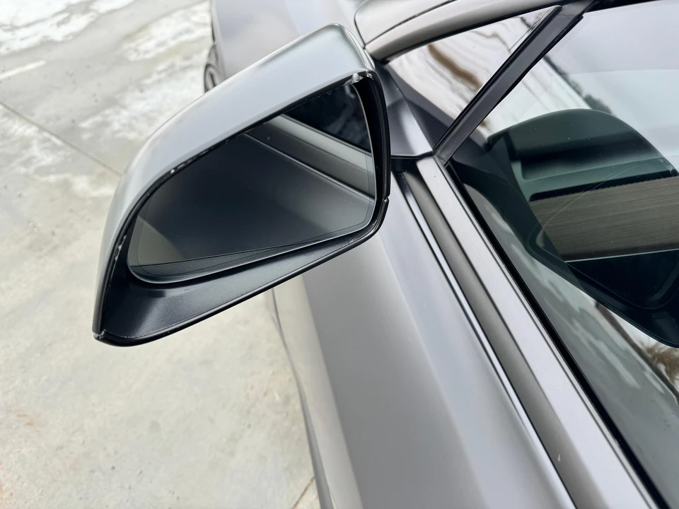 2023 Tesla Model 3 Performance - Image 23 of 31
