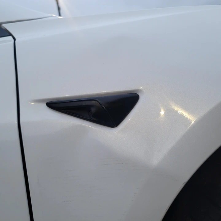 2023 Tesla Model 3 Performance - Image 23 of 31