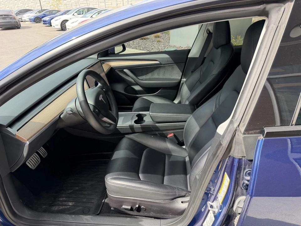 2023 Tesla Model 3 Performance - Image 12 of 21