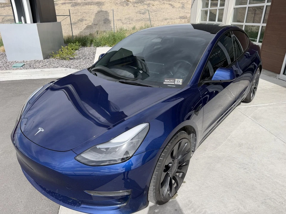 2023 Tesla Model 3 Performance - Image 4 of 21