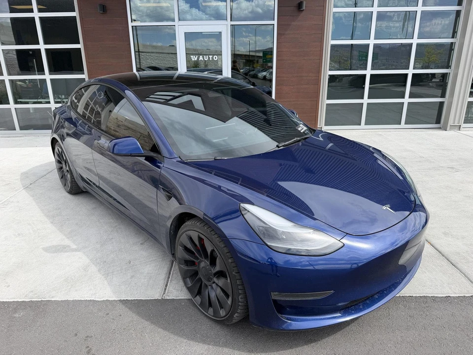 2023 Tesla Model 3 Performance - Image 2 of 21