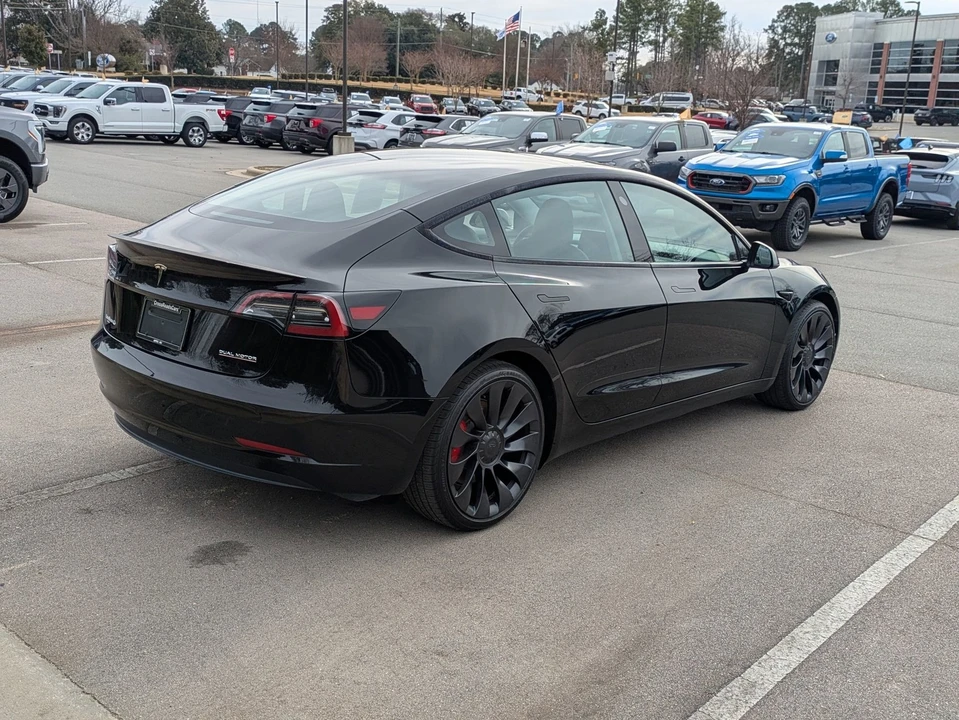 2023 Tesla Model 3 Performance - Image 4 of 12